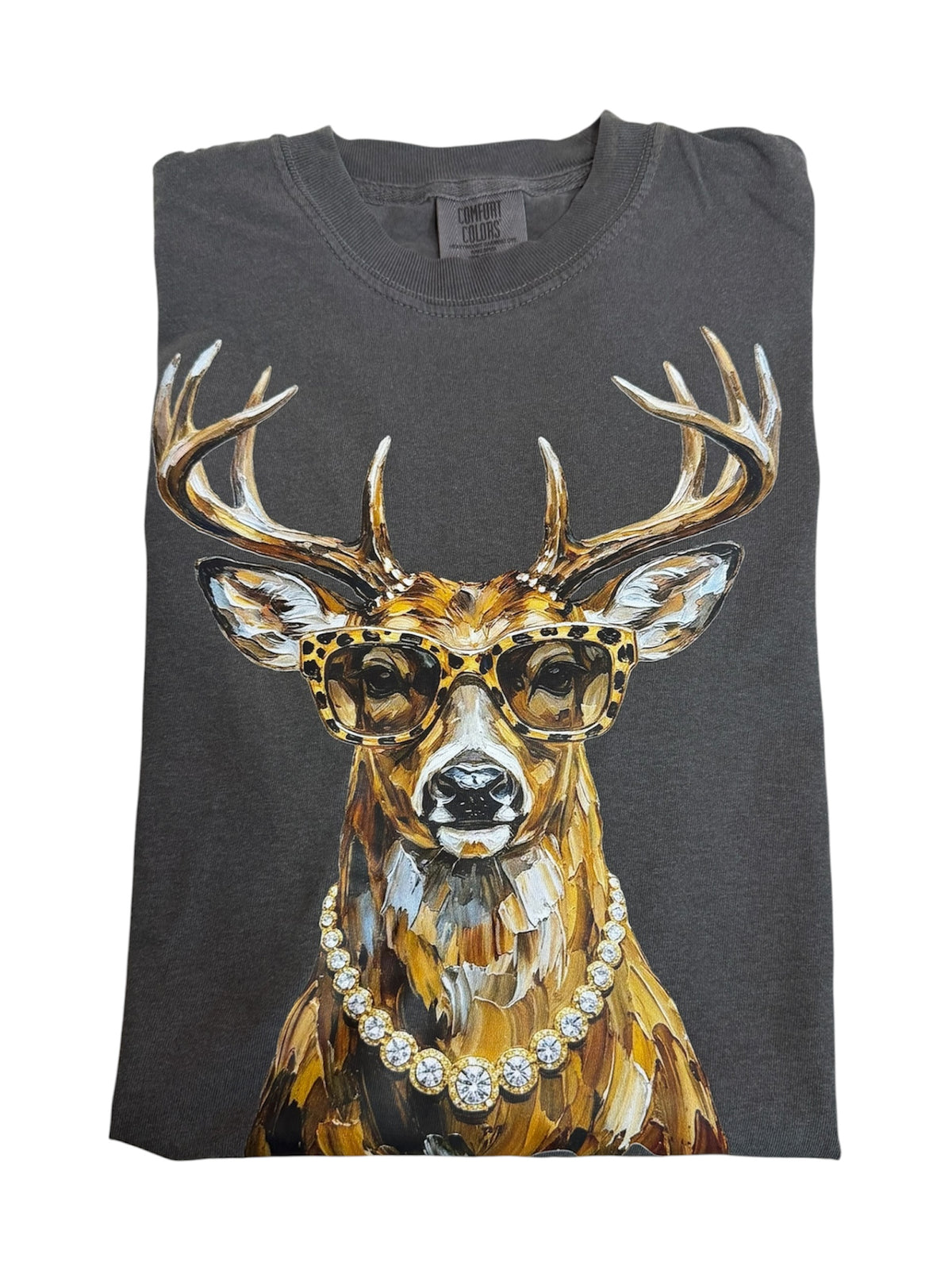 “Glamorous Whitetail” graphic tshirt